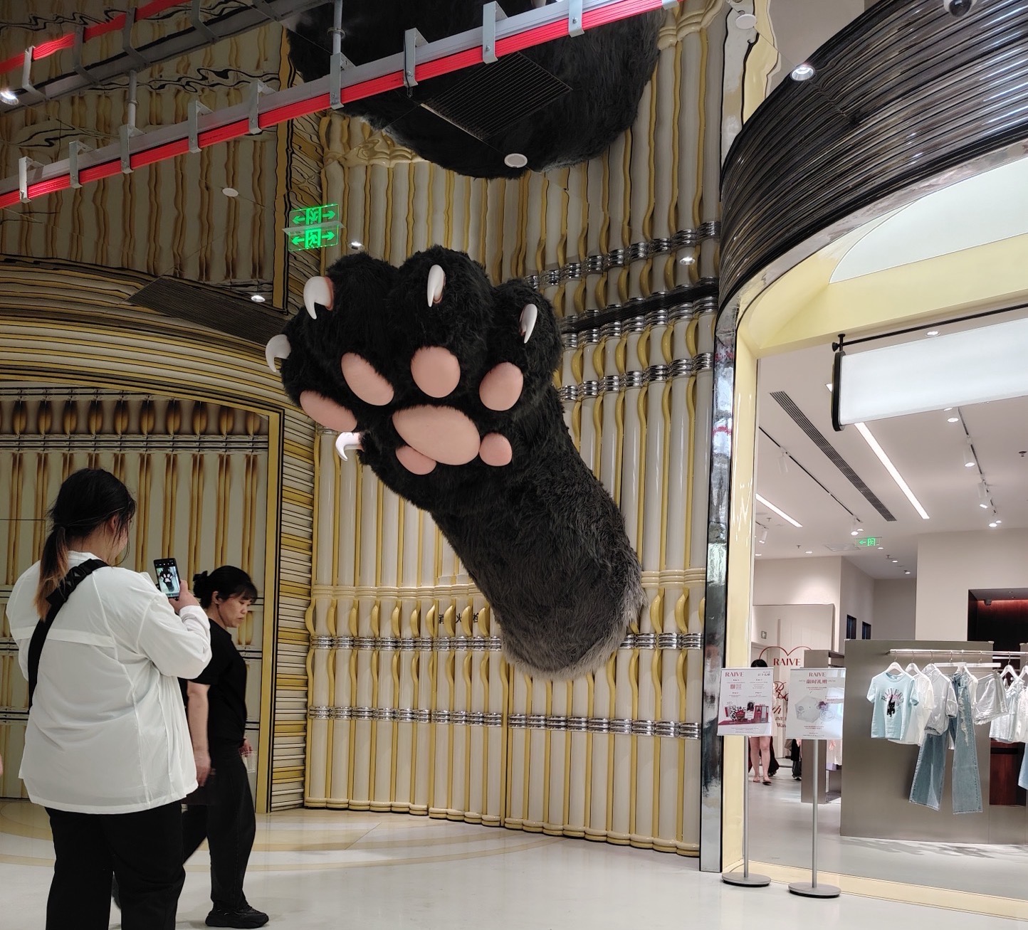 苏州3D打印网红美陈打卡艺术装置，为商业空间打造独一无二的网红打卡点